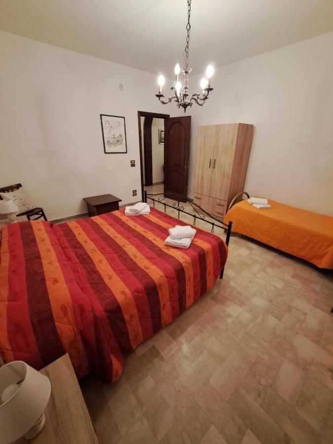 Casa Vacanza Pietro E Nina Лечче Экстерьер фото